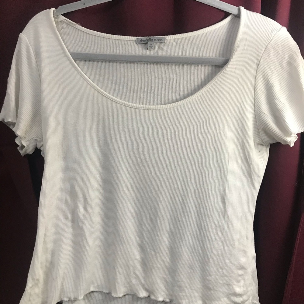 White tee